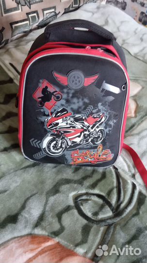 Школьный рюкзак