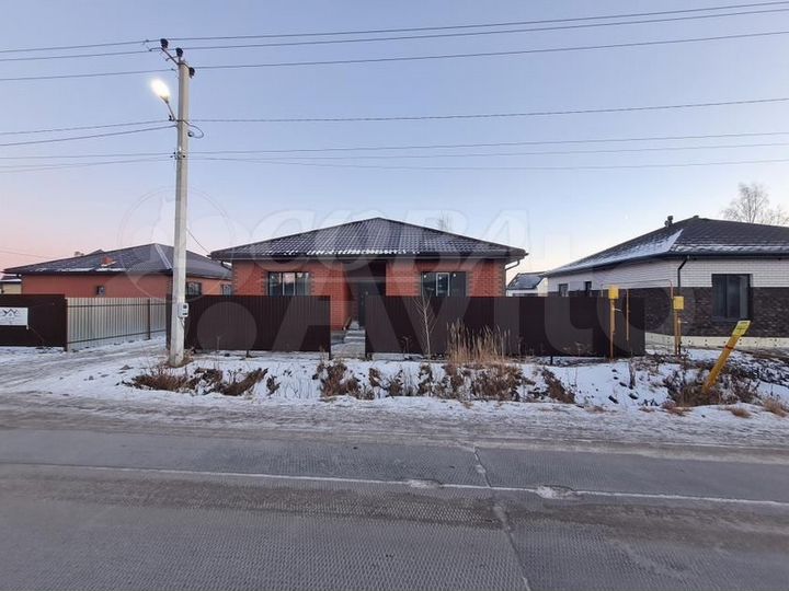 Коттедж 109,4 м² на участке 4,9 сот.