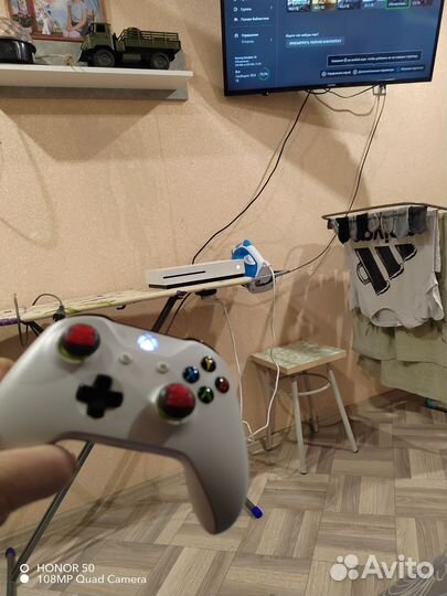 Игровая приставка xbox one s