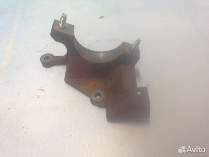 Кронштейн промежуточного вала BG913K305BB