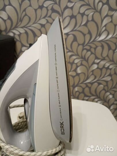 Утюг bork на запчасти
