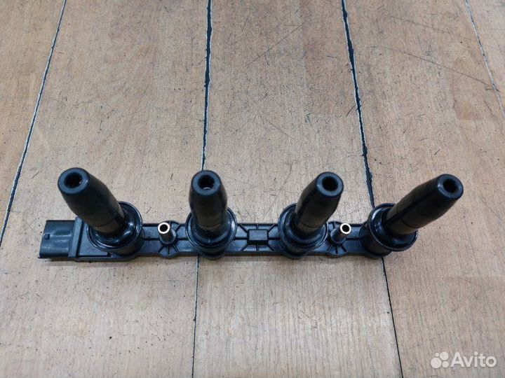 Модуль зажигания Opel Zafira B Z16XEP 2006