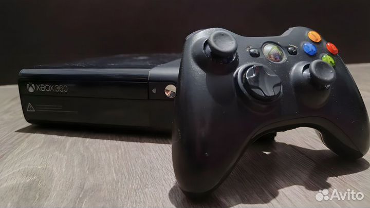 Xbox 360E 250GB RGH3.0 Freeboot