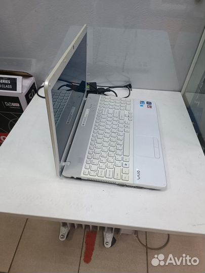 Ноутбук Sony PCG-71211V