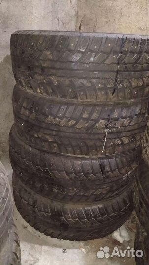 Marshal I'Zen RV Stud KC16 255/65 R17 176H