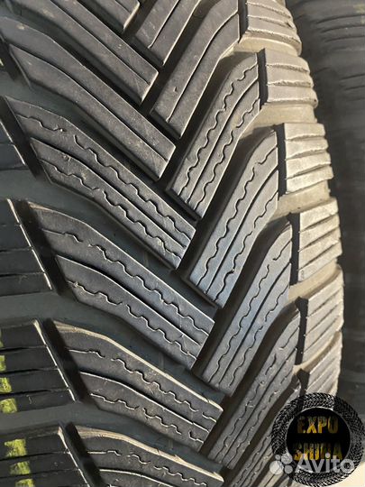 Michelin Alpin 6 215/55 R17 98V