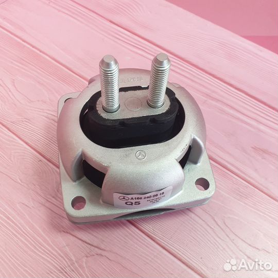 Подушка АКПП Мерседес 166 A166240918