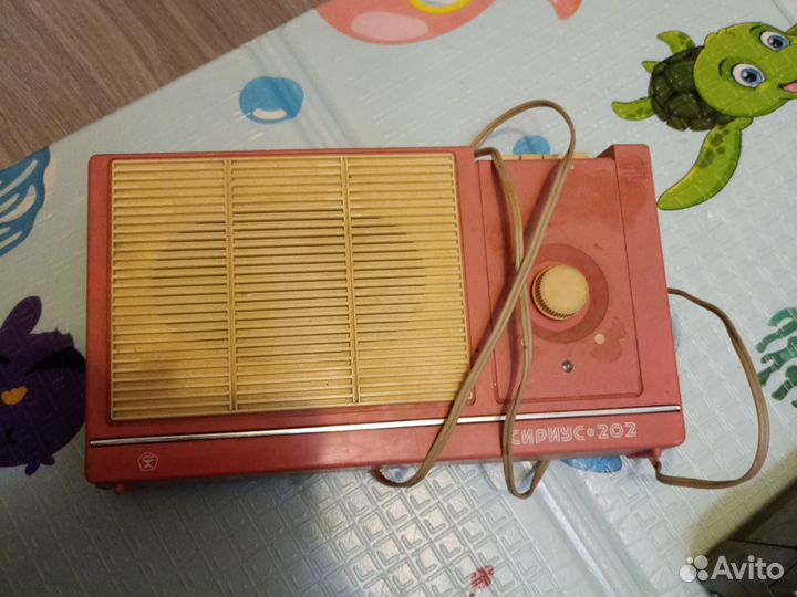 Радиоприемник СССР сириус 202