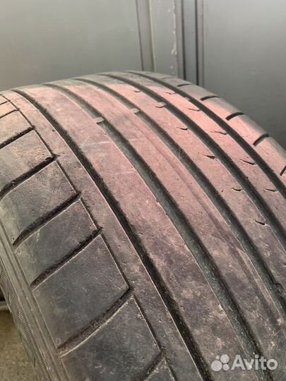 Dunlop SP Sport Maxx GT 275/40 R20