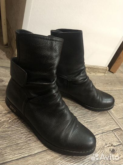 Ботинки женские