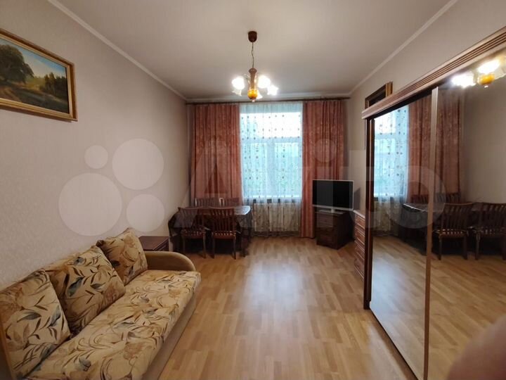 4-к. квартира, 102 м², 5/5 эт.