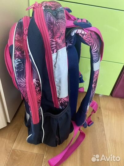 Школьный Рюкзак для девочки начальных классов Belm