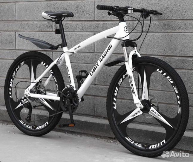 Велосипед на литых дисках