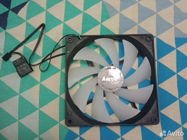 Компьютерный вентилятор