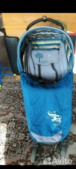 Прогулочная коляска