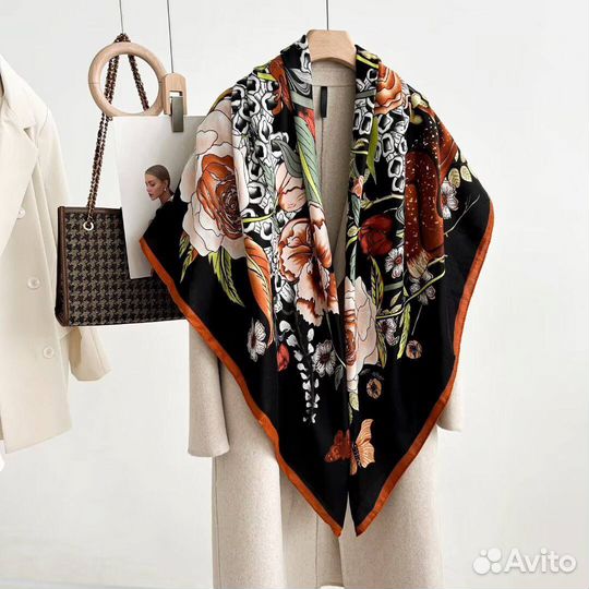 Женская теплая шаль