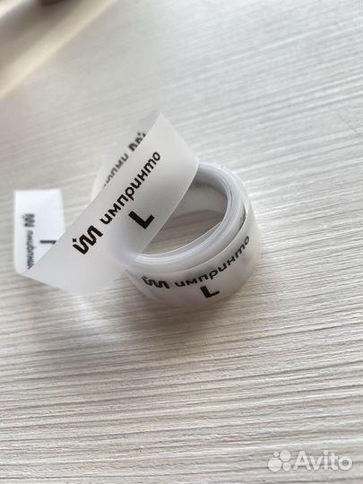 Наклейка с логотипом