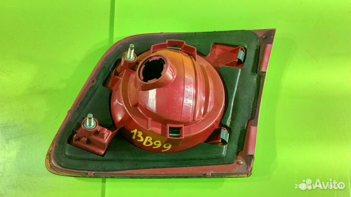 Фонарь внутренний левый для Mazda 3 2003-2009