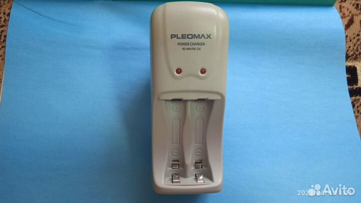 Зарядное устройство для аккумуляторных батареек