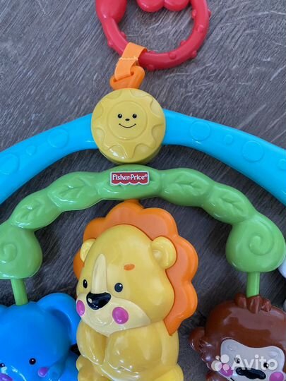 Игрушки детские fisher price на коврик/мобиль