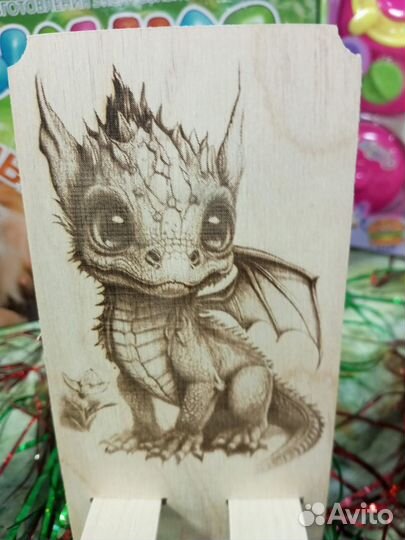 Подставка для телефона из дерева