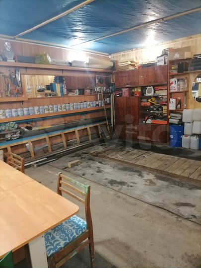 Гараж, > 30 м²