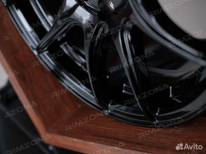 Литые диски Work R16 для LADA X-Ray. Рассрочка