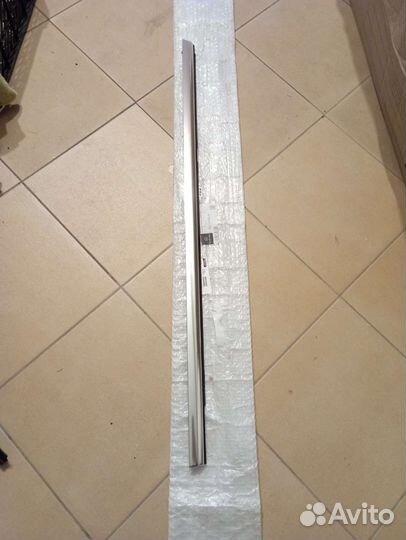 Mersedes GLC W253 Молдинг правой передней двери
