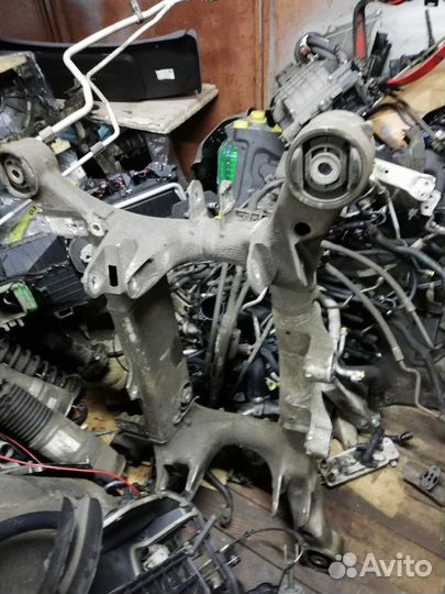 Подрамник задний BMW 7 F01 F02