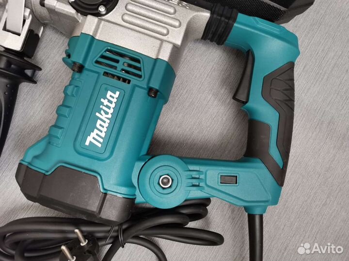 Перфоратор Makita 2000 Ватт