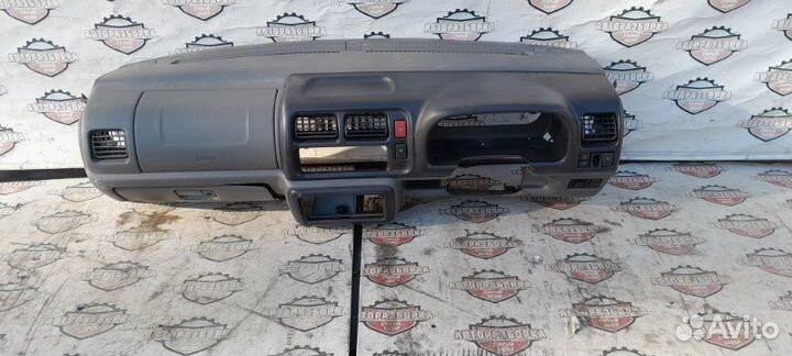 Торпедо Suzuki Jimny JB23W K6A 2001