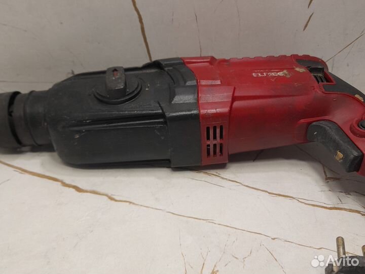 Перфоратор elitech П 0826рэм с дефектом