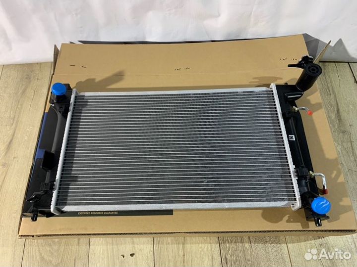 Радиатор двигателя Toyota Corolla E120 1.4-1.8