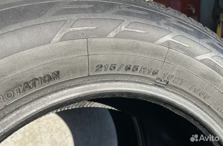 Yokohama Ice Guard IG65 215/65 R16 102T