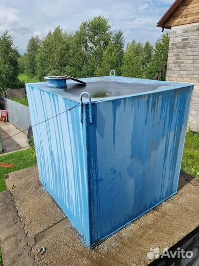 Бак для воды металлический