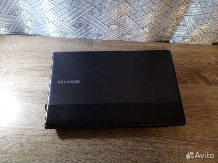 Ноутбук Samsung