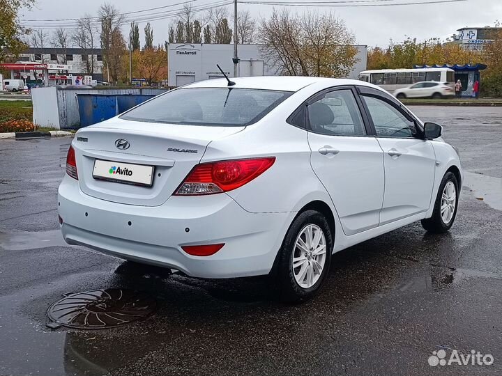 Hyundai Solaris 1.4 МТ, 2011, 123 000 км