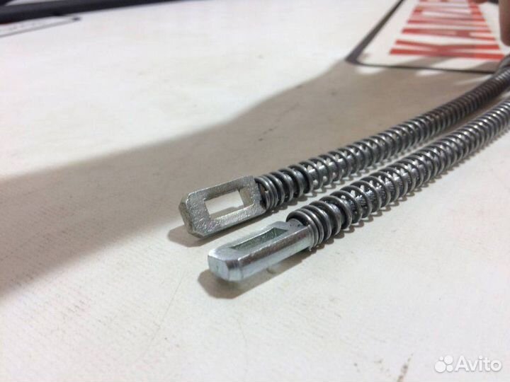 Трос стояночного тормоза задний LADA Granta Fl