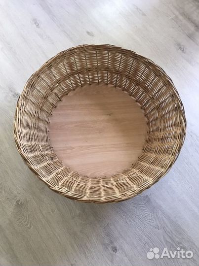 Корзина плетеная