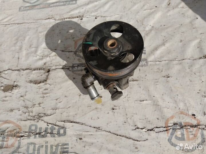 Насос гур Chevrolet Cruze J300 F16D3 2011