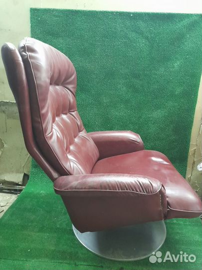 Кресло руководителя ручная работа Кремль 9