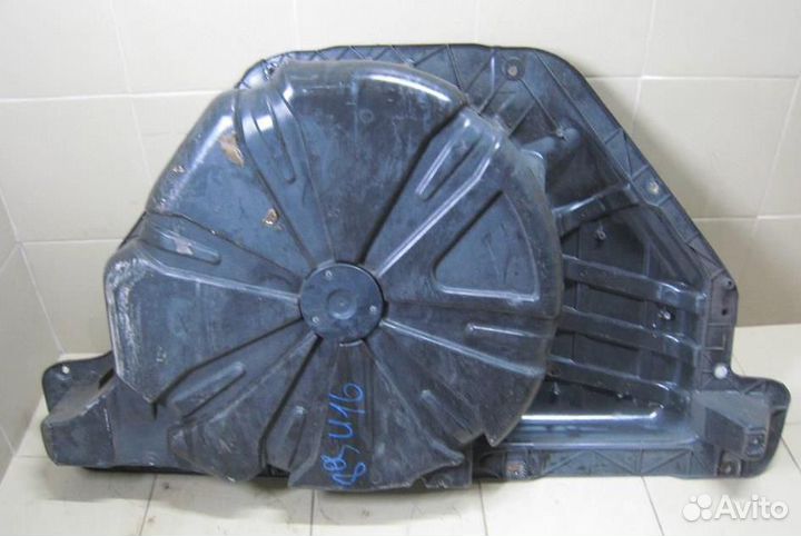 Ниша запасного колеса Renault Megane 3 (BZ0H) 2011