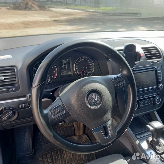 Volkswagen Jetta, 2010
