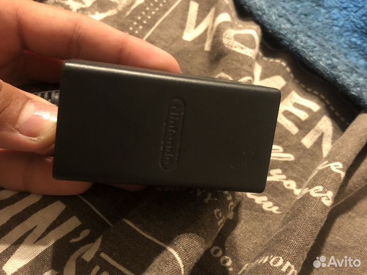 Зарядное устройство от Nintendo