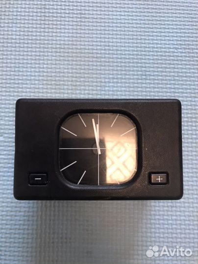 Часы салонные бмв е34