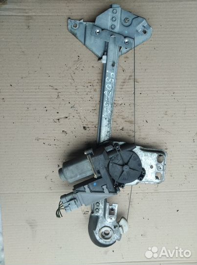 Стеклоподъёмник задний левый Пежо 307