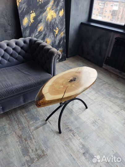 Стол-консоль из спила ясеня