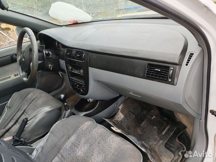 Торпеда шевроле лачетти