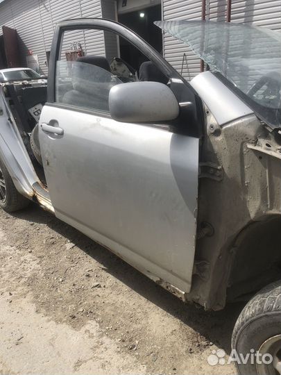 Дверь передняя правая toyota corolla 120