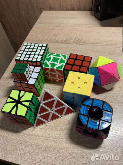 Коллекция кубиков Рубика